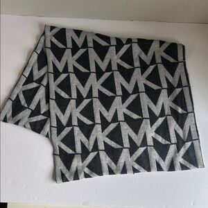 Michael Kors Infinity Logo Scarf